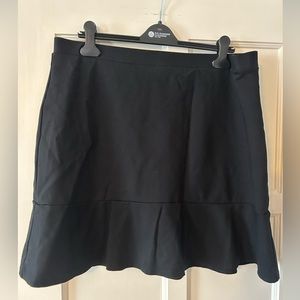 ✨HP!✨ LOFT XXLT Black Skirt